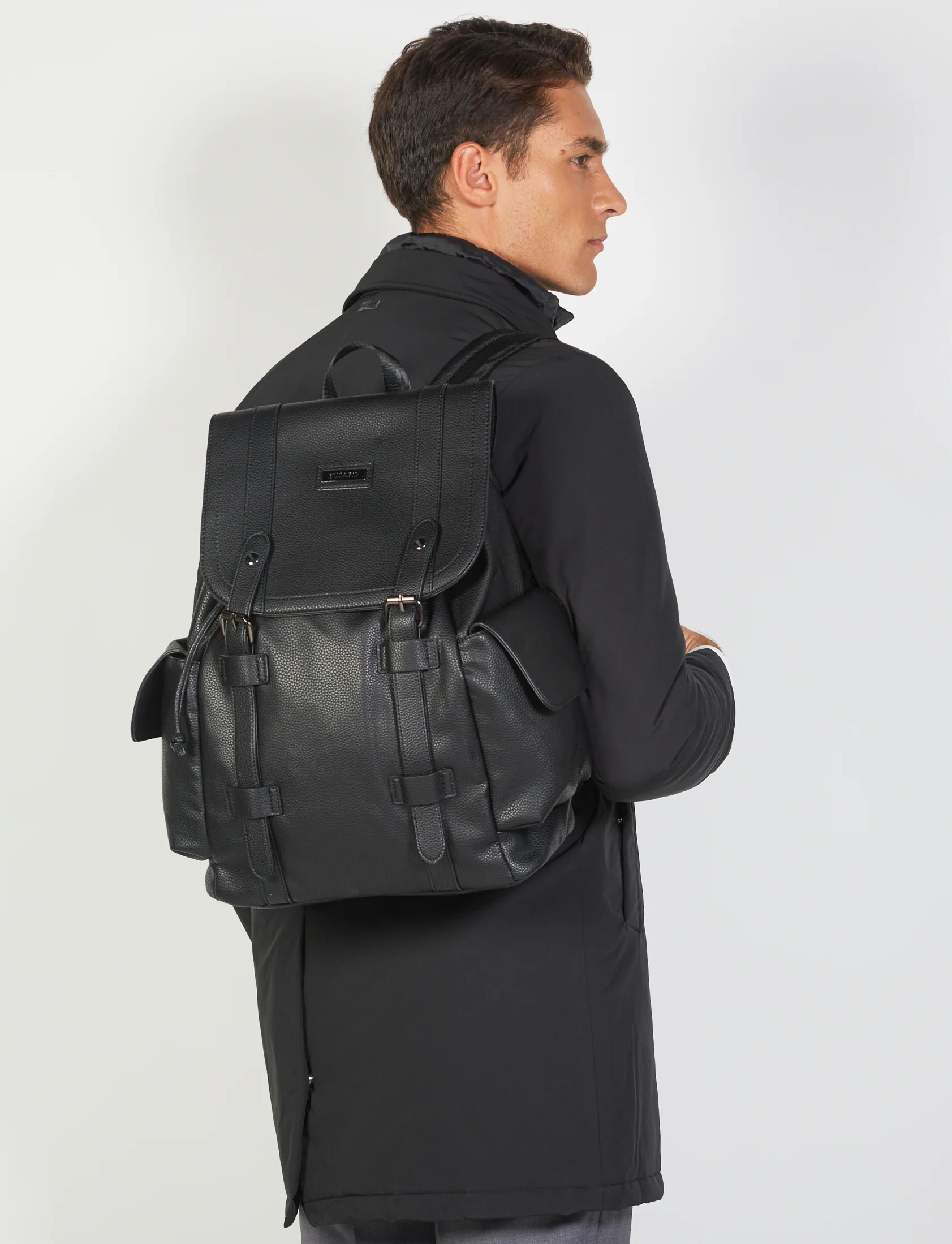 Zaino in eco-pelle con tasche - Image 11