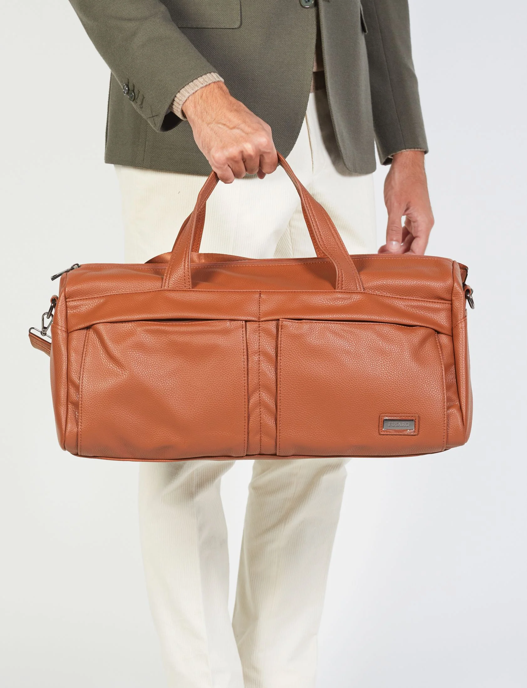 Borsone in eco-pelle con tracolla regolabile - Image 16