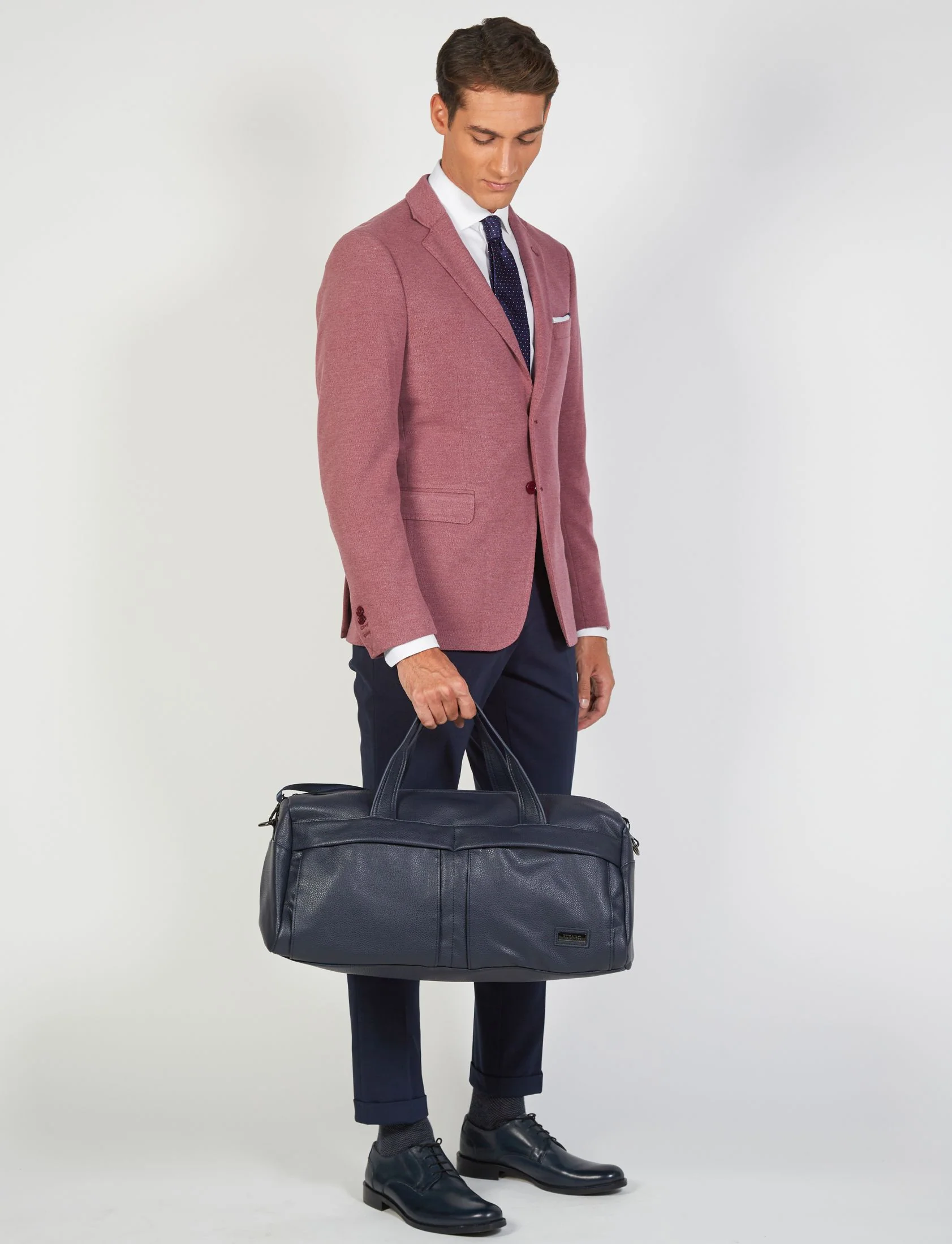 Borsone in eco-pelle con tracolla regolabile - Image 9