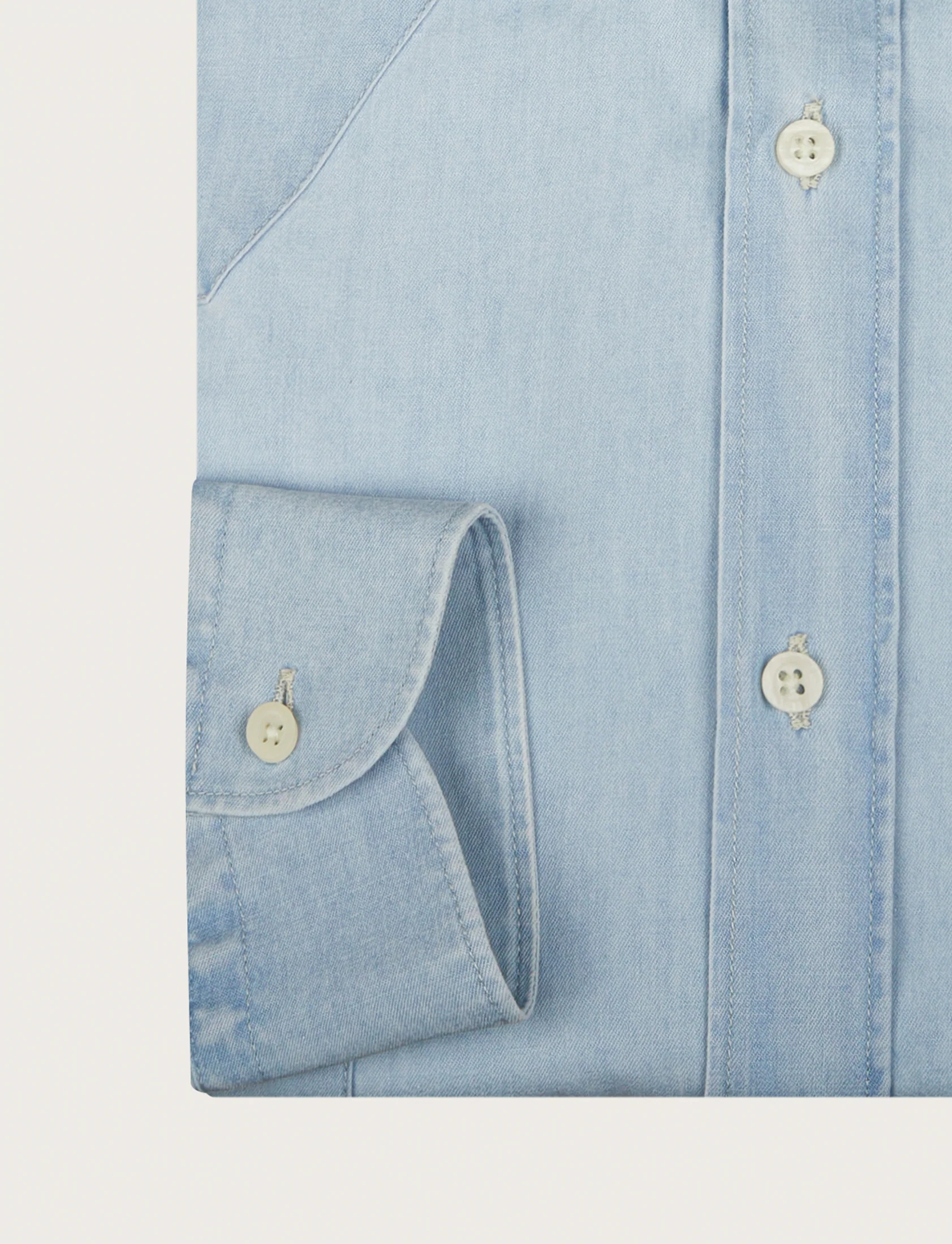 Camicia in denim con tasche - Image 4