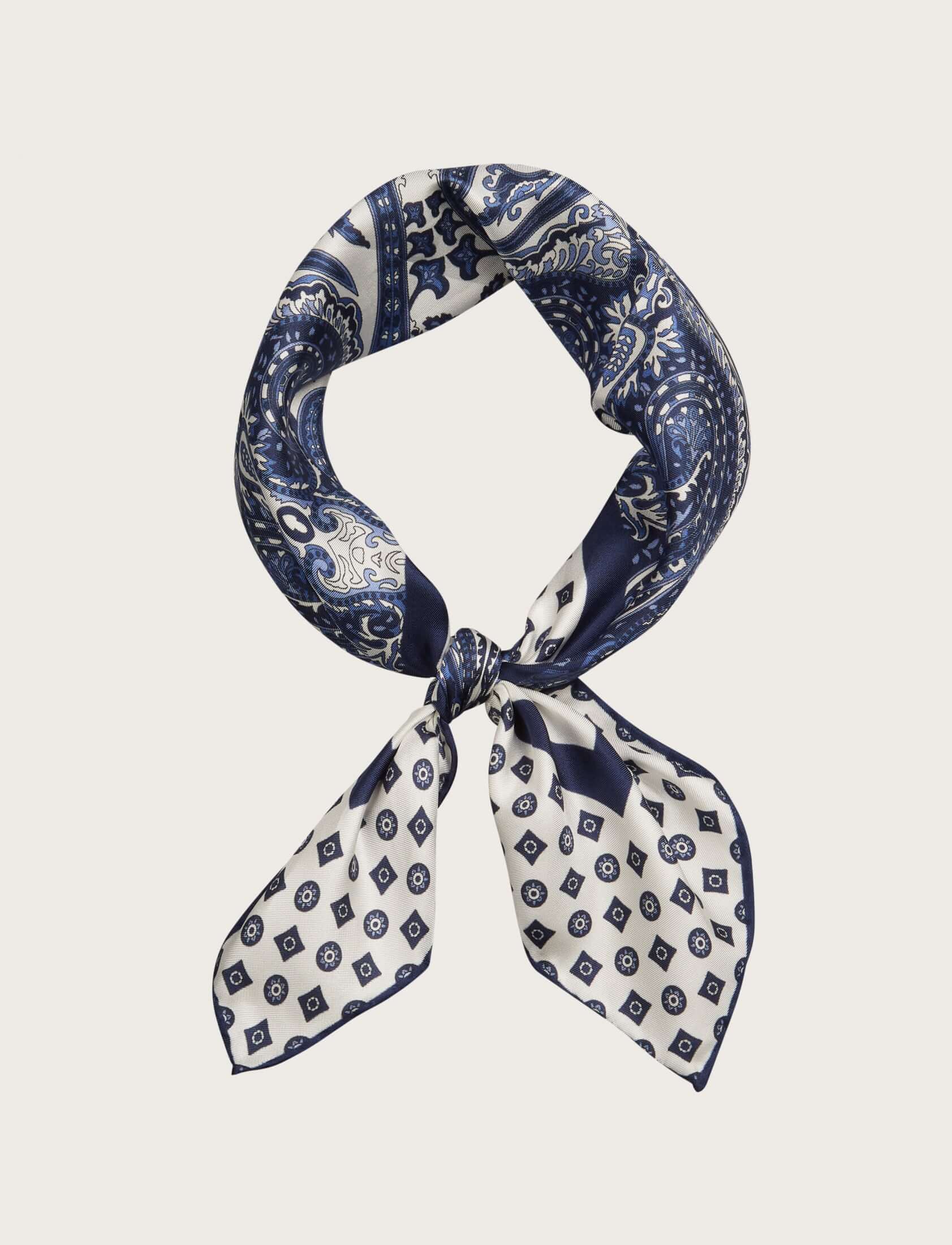 Foulard in seta fantasia geometrica floreale - Image 4