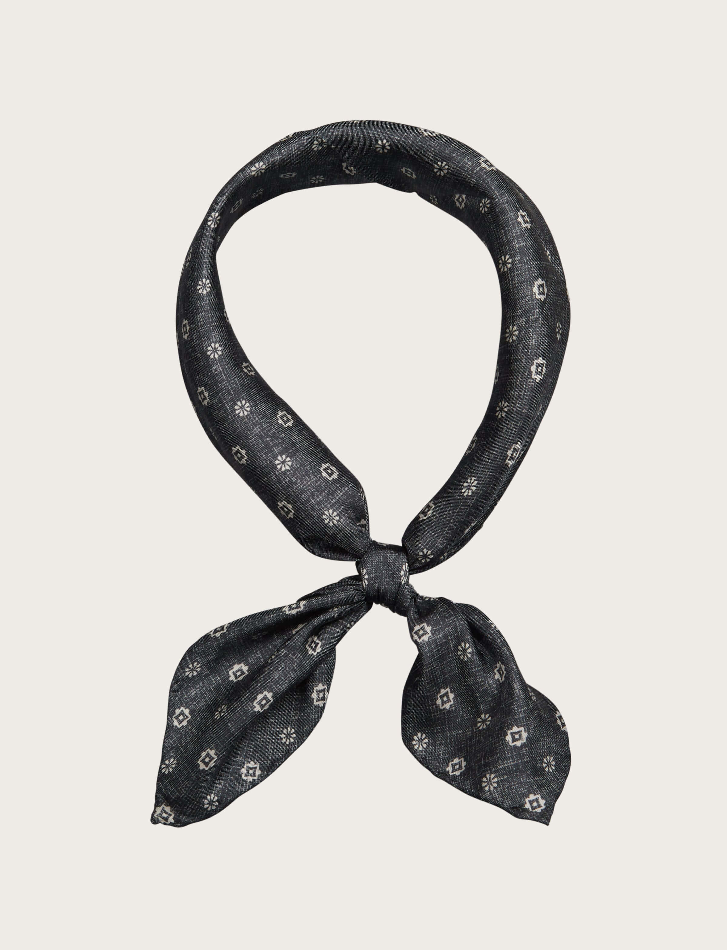 Foulard in seta fantasia geometrica floreale - Image 4