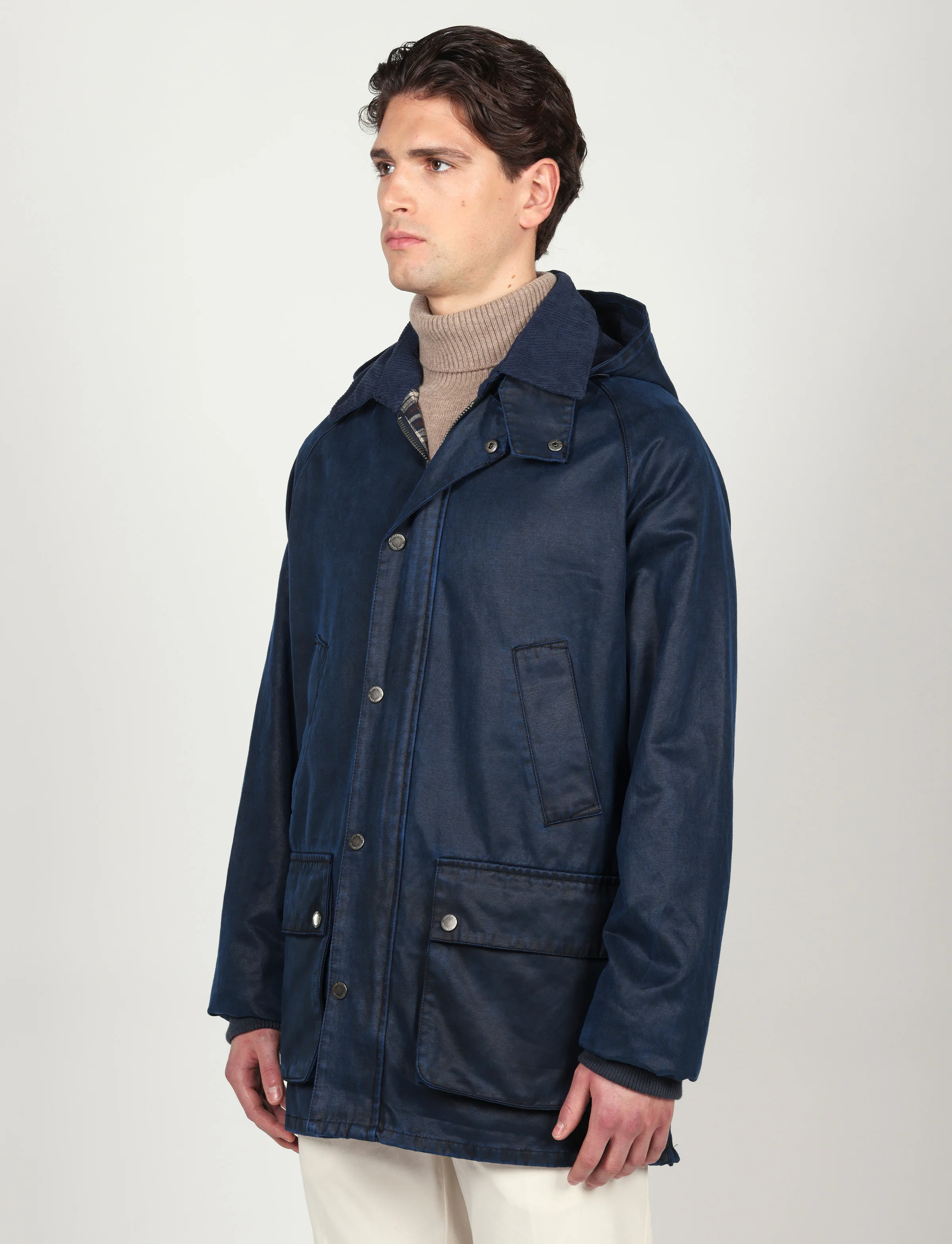 Giaccone tecnico con cappuccio - Image 9