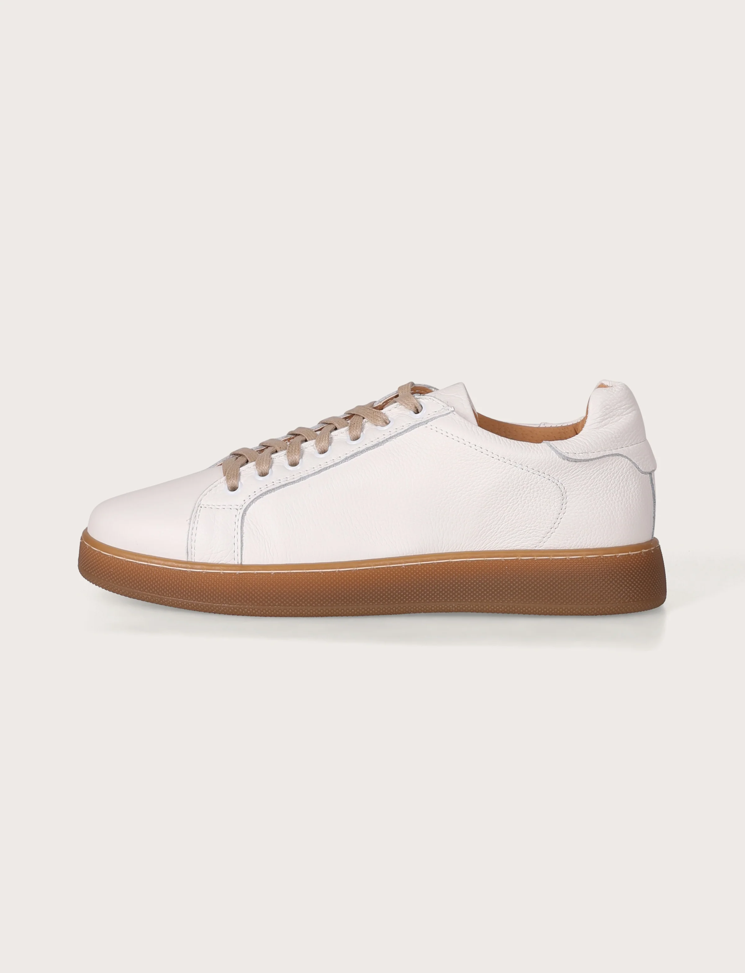 Sneakers in pelle bottalata con suola in gomma - Image 14