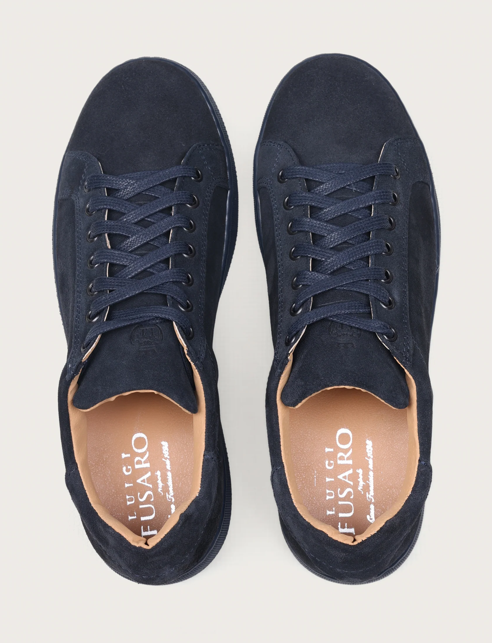 Sneakers in camoscio con suola in gomma - Image 8